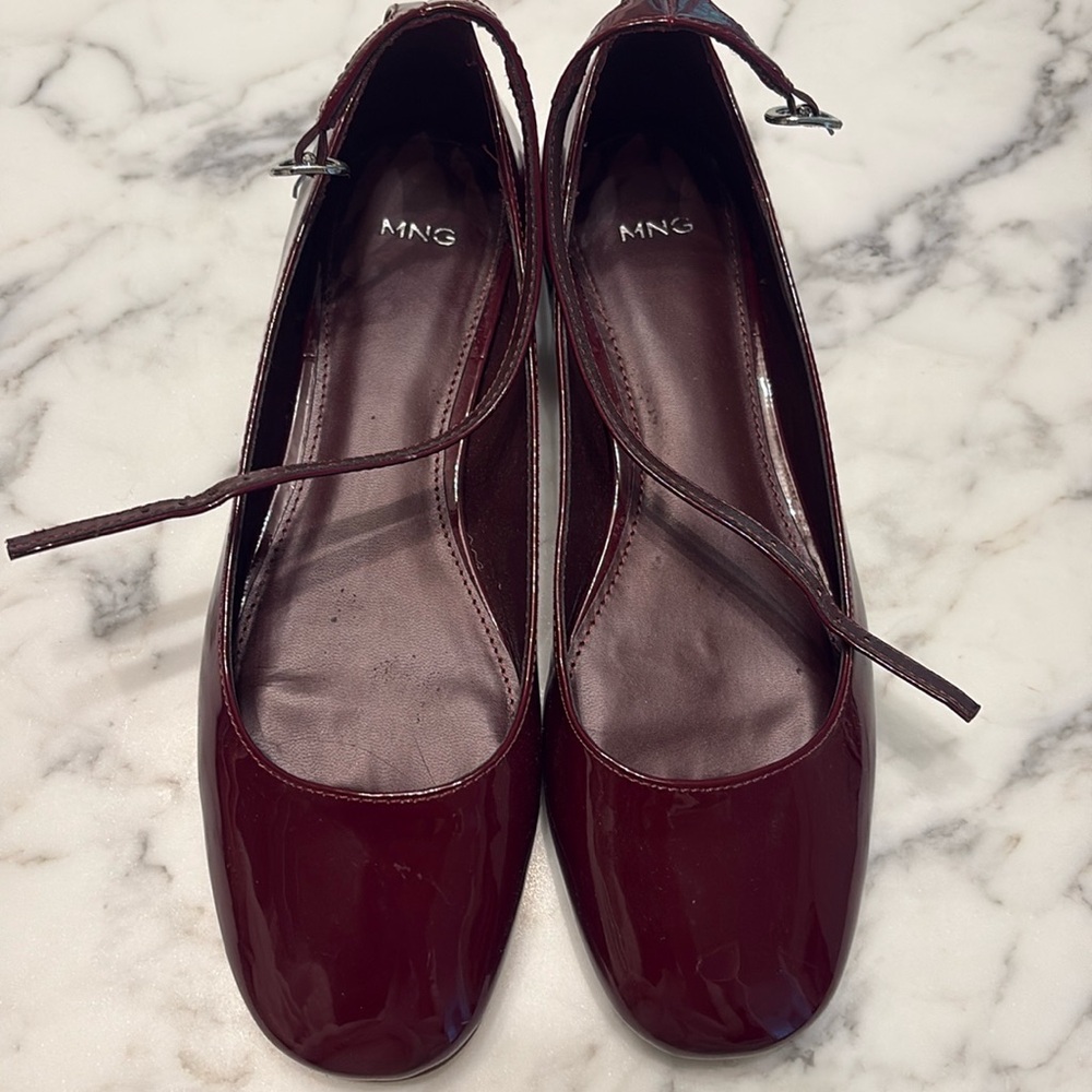 Mango burgundy flats